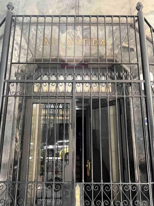 Localizacao Privilegiada Em Copacabana Quarteirao * Rio de Janeiro