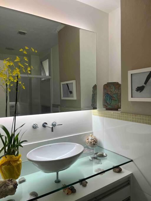 Localizacao Privilegiada Em Copacabana Quarteirao Apartemen
